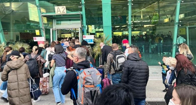 Emigracioni bëhet shqetësues, Eurostat: 1 milionë shqiptarë janë larguar në 16 vitet e fundit